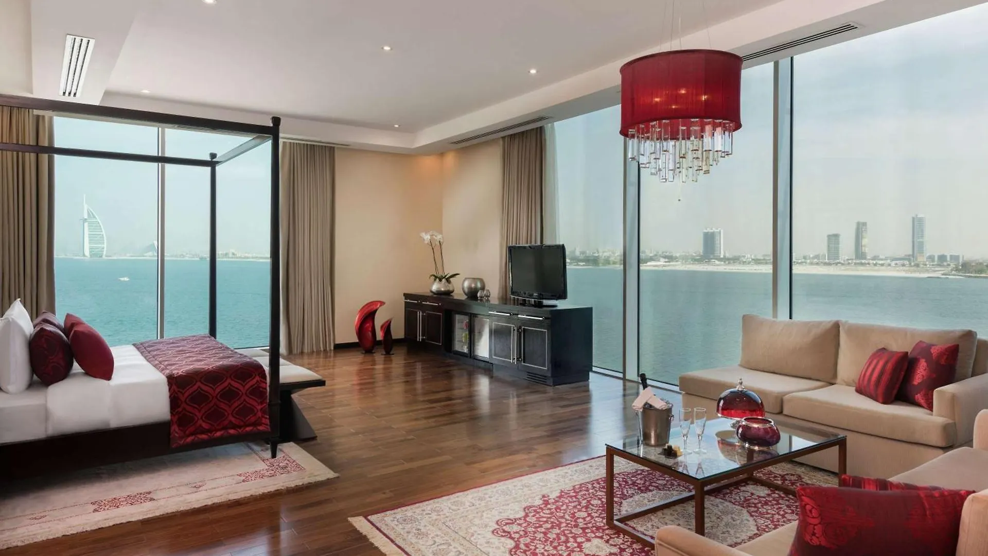 Rixos The Palm Hotel & Suites Dubai 5*,  United Arab Emirates