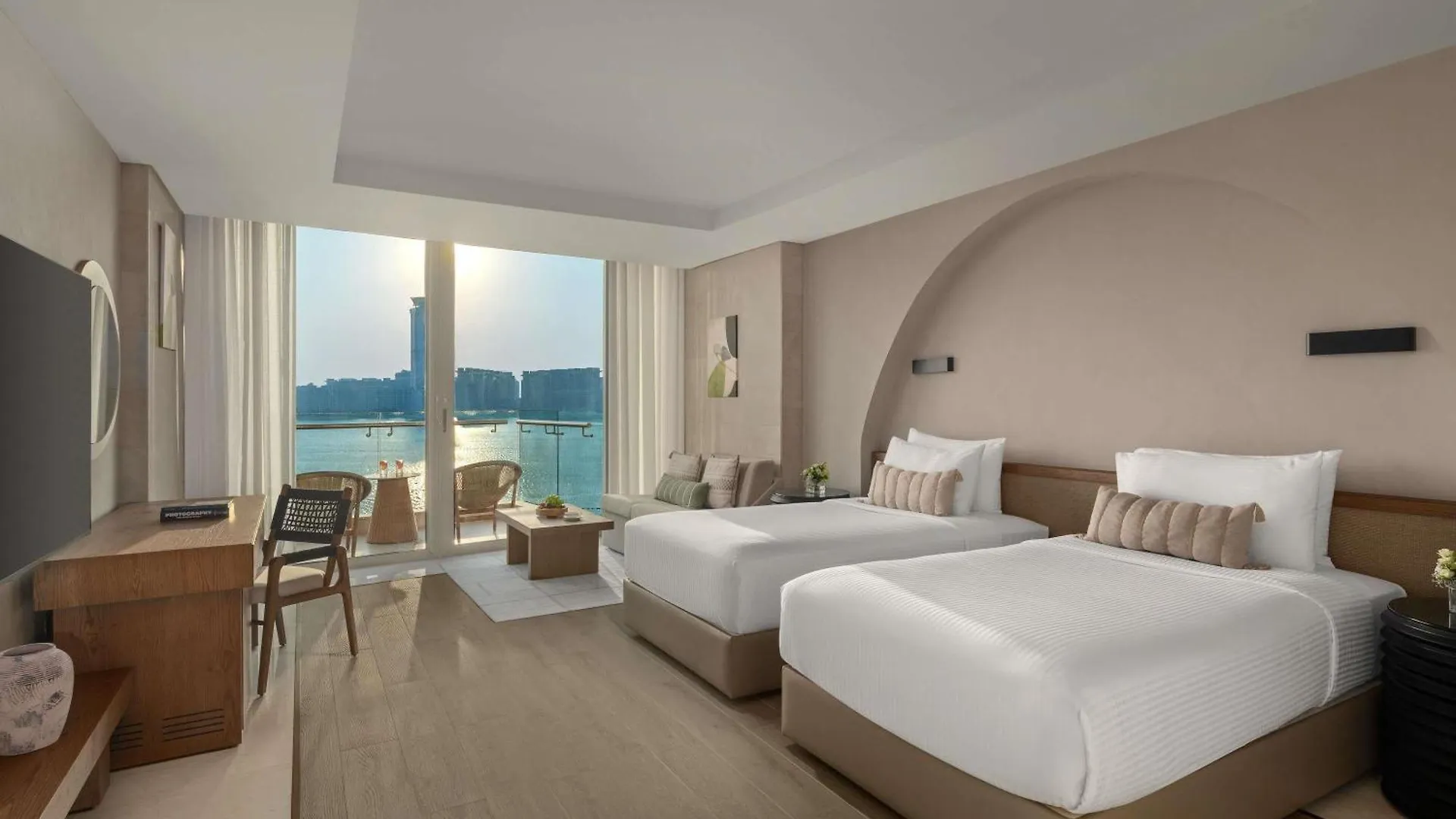 דובאי Rixos The Palm Hotel & Suites איחוד האמירויות הערביות