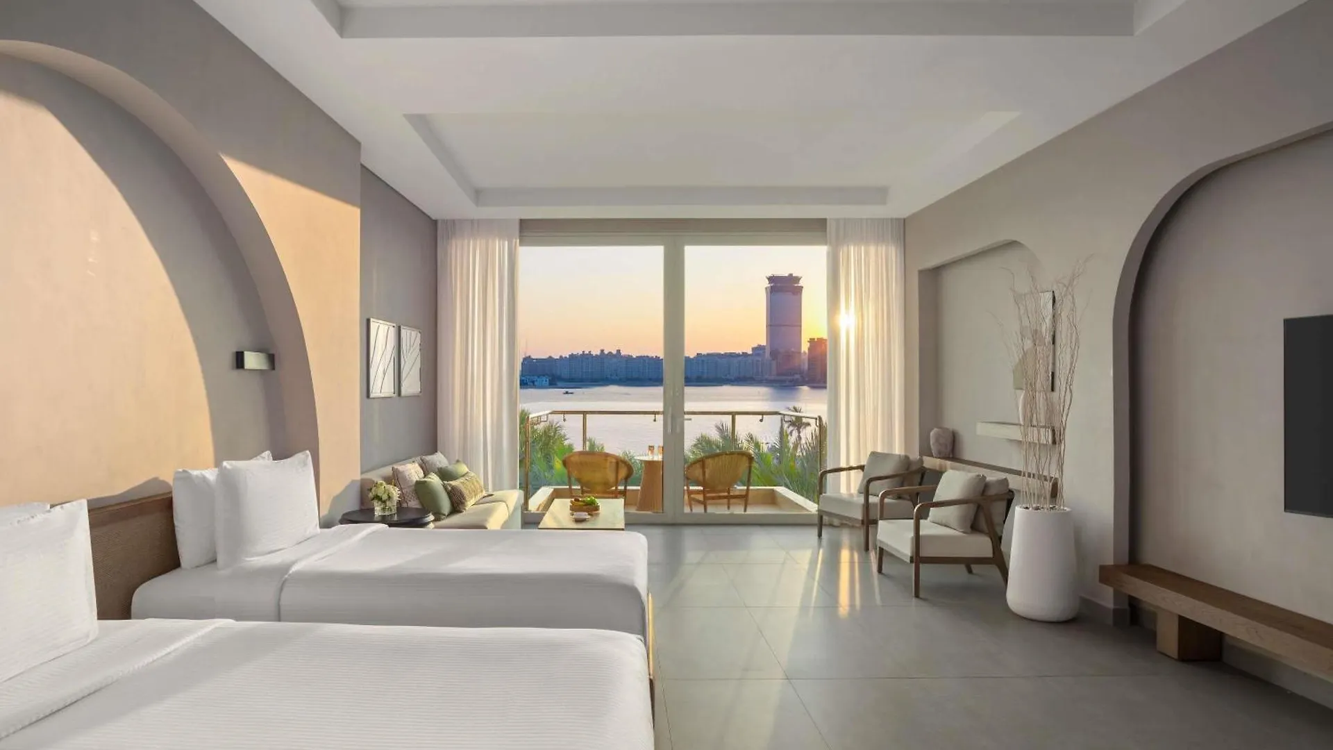 ***** אתר נופש דובאי Rixos The Palm Hotel & Suites איחוד האמירויות הערביות